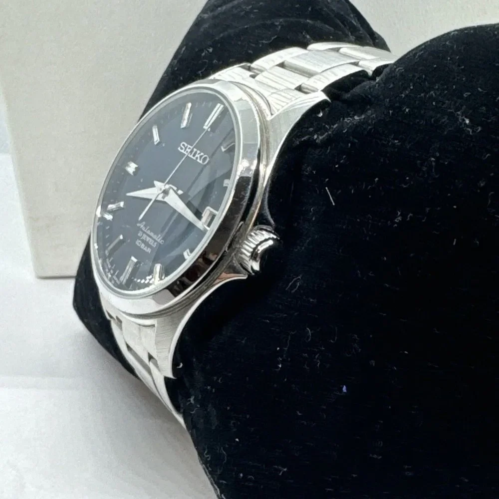 Seiko SZSB013 Men's Silver Stainless Steel Analog Dial Automatic Watch JNA97